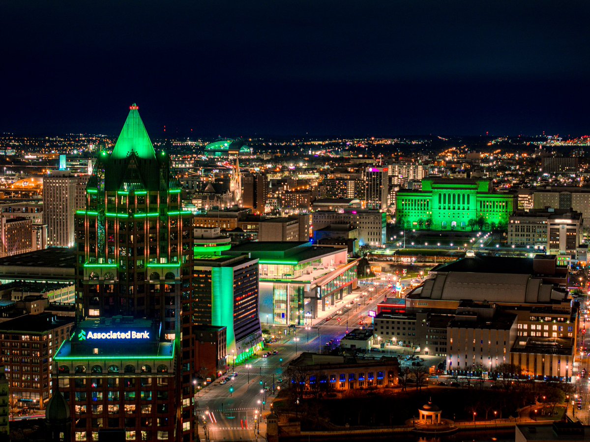 Milwaukee looks absolutely massive from this perspective.