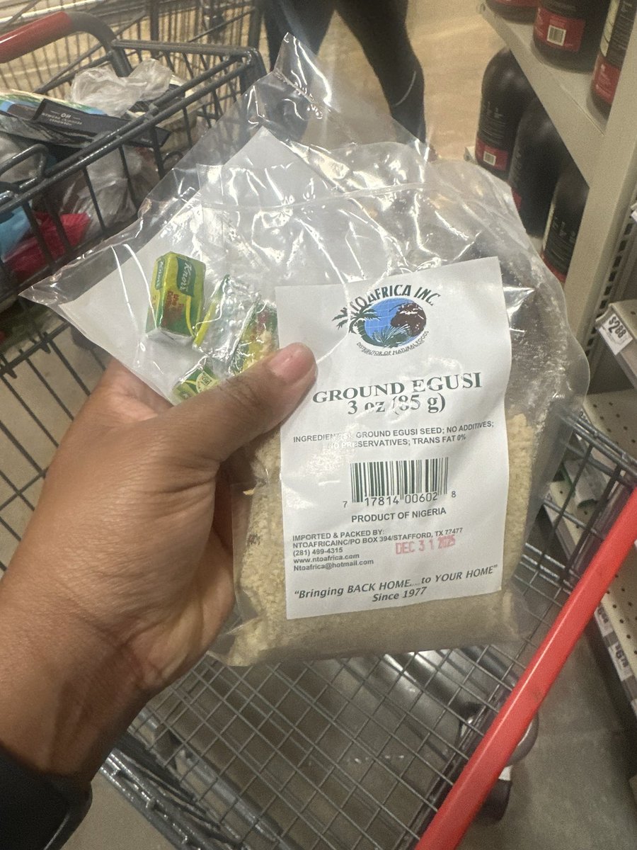 Iffersss's tweet photo. Heb carying egusi is so insane to me 😭😭 https://t.co/8gMil3AVYd