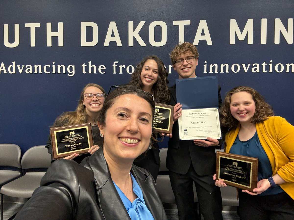 ozdemirecmmimicrylab (@ecmmimicrylab) on Twitter photo 4 members of <a href="/ecmmimicrylab/">ozdemirecmmimicrylab</a> recognized in Honors convocation;
-Grace Neven _Outstanding BME Undergraduate Student
-Katherine Ballard_Outstanding BME Masters Student
-Amelia Huffer_Outstanding BME PhD Student
-Cruz Franich_1st Place Winner at Research Symposium
Congratulations 4 members of <a href="/ecmmimicrylab/">ozdemirecmmimicrylab</a> recognized in Honors convocation;
-Grace Neven _Outstanding BME Undergraduate Student
-Katherine Ballard_Outstanding BME Masters Student
-Amelia Huffer_Outstanding BME PhD Student
-Cruz Franich_1st Place Winner at Research Symposium
Congratulations