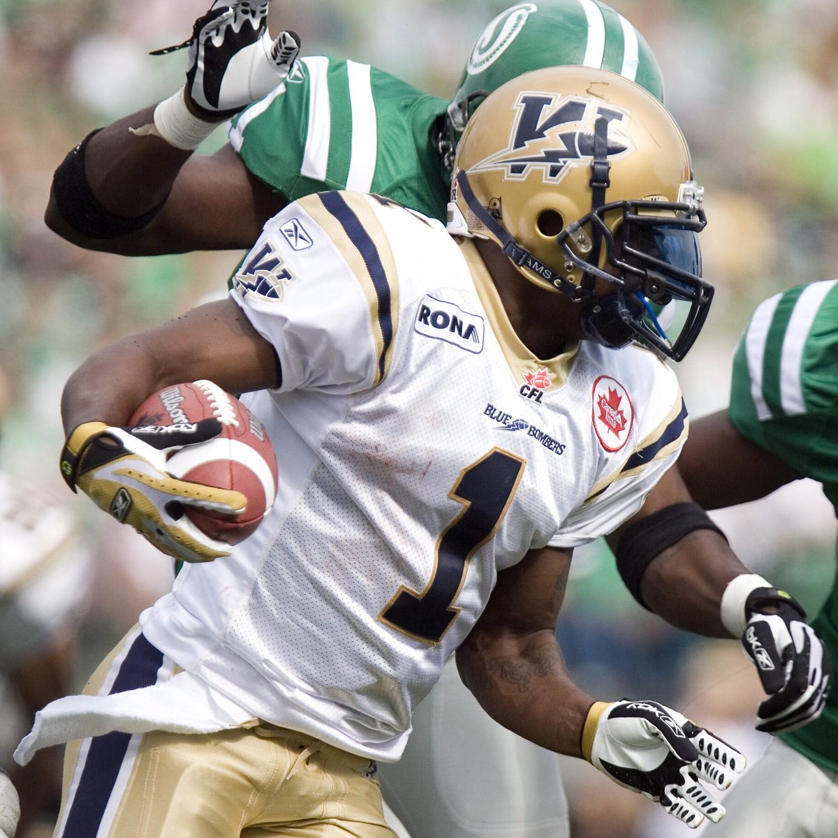 If Milt Stegall could pick any former teammate to join him at rookie camp today, he'd choose Charles Roberts. “I think he would be fine, just give him a couple of Red Bulls and a Snickers.” 3downnation.com/2024/05/06/its… #Bombers #ForTheW #Winnipeg #CFL