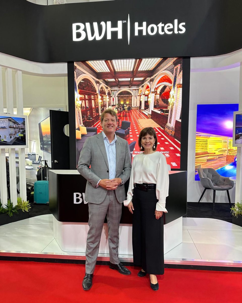 WTTC met with @bestwestern's VP International Operations EMEA, Wytze van den Berg at #ATMDubai to explore the global hospitality network's sustainability efforts. 

#WTTC #TravelAndTourism #BestWestern