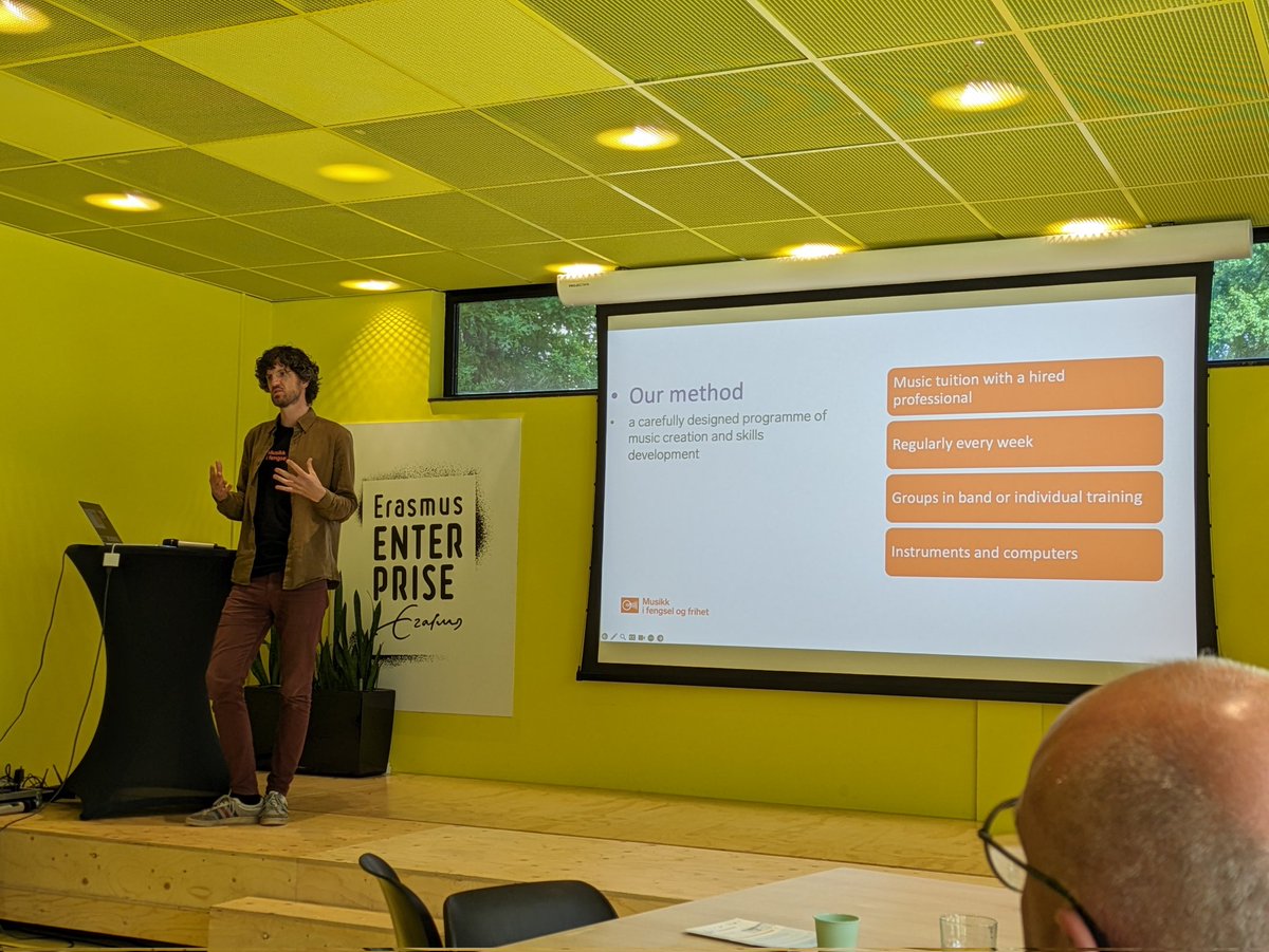 Audun fra <a href="/Musikkensstudie/">Musikkens studieforb</a> presenterer Musikk i fengsel og frihet på European Bildung Day. <a href="/nordicbildung/">Nordic Bildung</a> <a href="/erasmusuni/">Erasmus University</a>