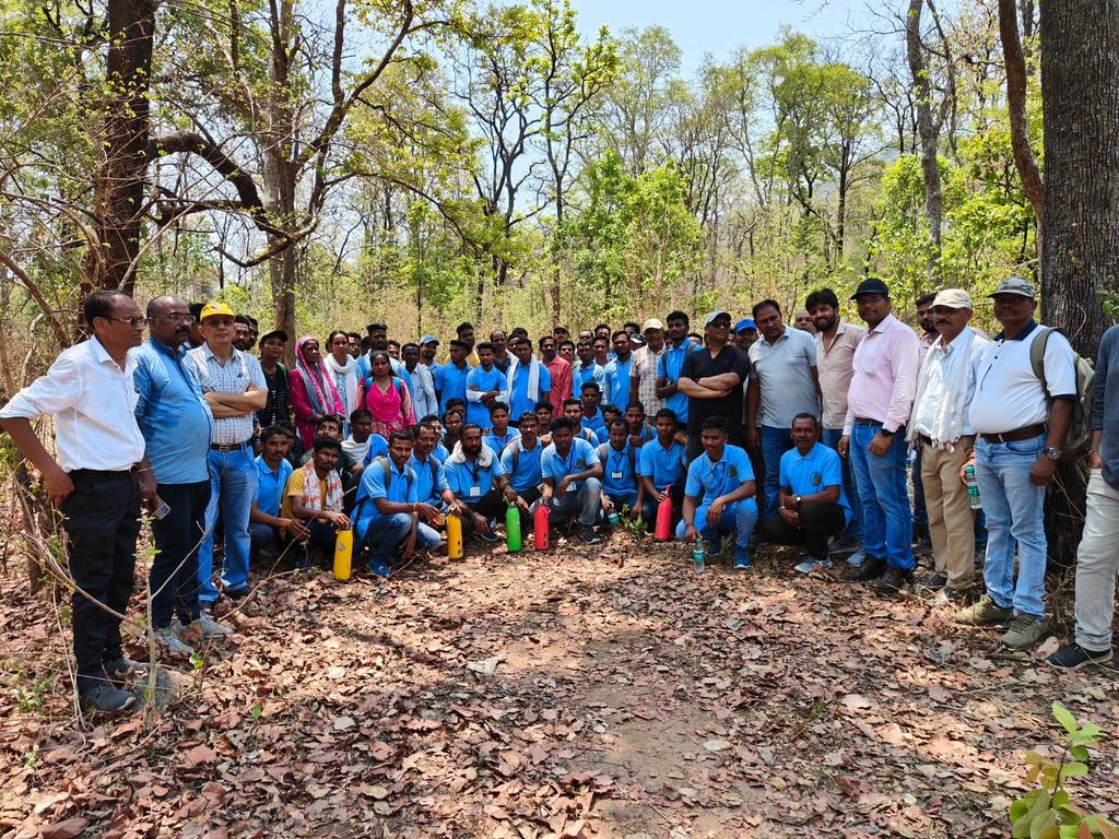 Capacity building of frontline staff in scientific monitoring of wildlife resources is crucial for conservation and adaptive management. Recently, a 3 day workshop (30th April - 2nd May' 24) on #MSTrIPES apps and scientific monitoring was held at @ITRBijapur 
#DigitalLearning