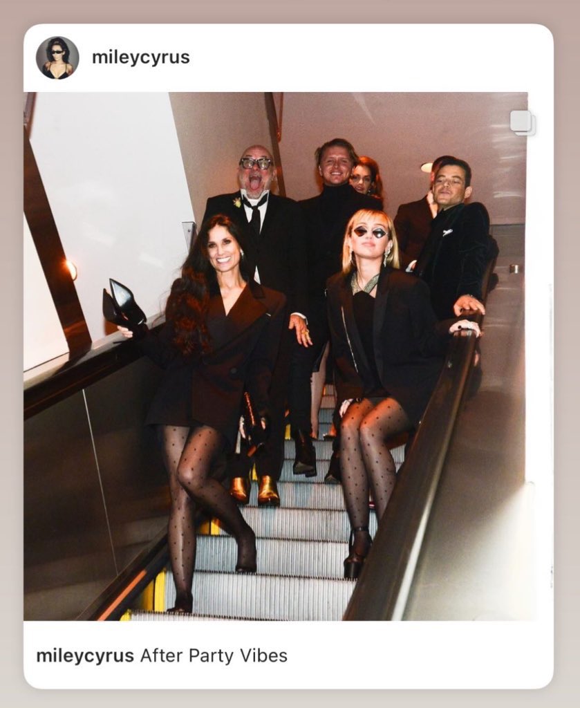 #MetGala memory. <a href="/YSL/">SAINT LAURENT</a>, Demi, Miley, Rami, Eric, Liam, and <a href="/patchhilgart/">PATRICK HILGÅRT</a> enter the <a href="/gucci/">gucci</a> after party, 2019.

Super fun (and normal) evening 🫶

#ysl
#gucci 
#MetGala2024