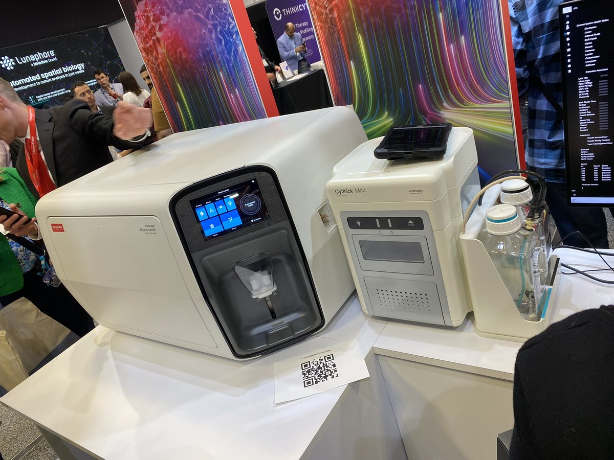 Cytometry_EPFL's tweet image. Attune Xynith Flow Cytometer, up to 6 lasers, 51 detectors, PMT based and compatible with CitKick Max autosampler. The new toy from @thermofisher