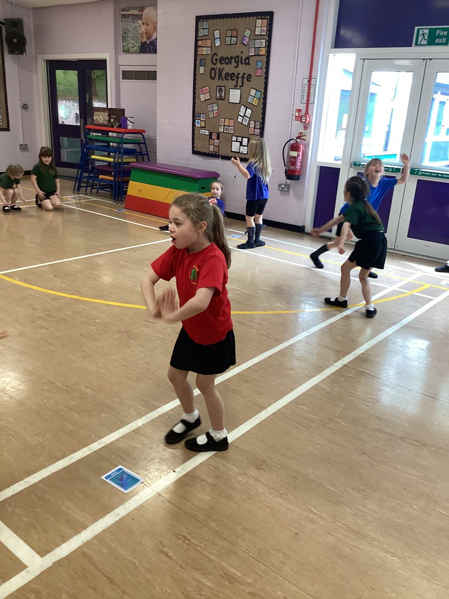 Mrs Rollason (@mrsrollason) on Twitter photo Year One have been using mirroring while creating dances inspired by under the sea images. <a href="/MrsMGarswood/">MrsM</a> <a href="/GarswoodPrimary/">Garswood School</a> Year One have been using mirroring while creating dances inspired by under the sea images. <a href="/MrsMGarswood/">MrsM</a> <a href="/GarswoodPrimary/">Garswood School</a>