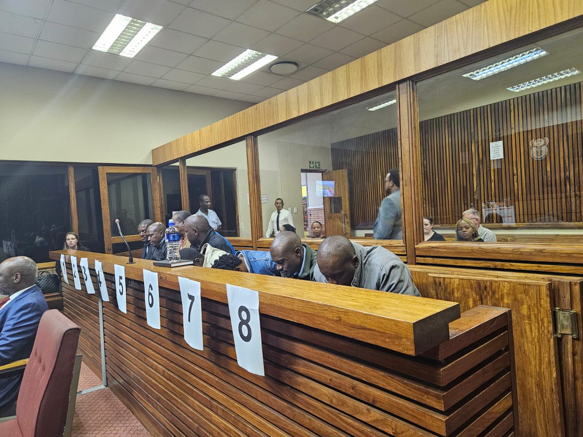 KayaNews's tweet image. The assault case involving deputy president Paul Mashatile's bodyguards has had to be adjourned - due to a lack of water. 

The 8 men appeared for a second day  in the Randburg Magistrates Court. 

#KayaNews #VIP8 TT
