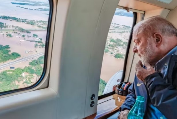 ➡️ A mediocridade não basta para Lula. Ele precisa ser pequeno. O oportunismo é irmão da pequenez, e a tragédia no Rio Grande do Sul proporciona a que Lula mostre o quão oportunista e pequeno ele é. 📍 As opiniões contidas nesta coluna não refletem necessariamente a opinião do…