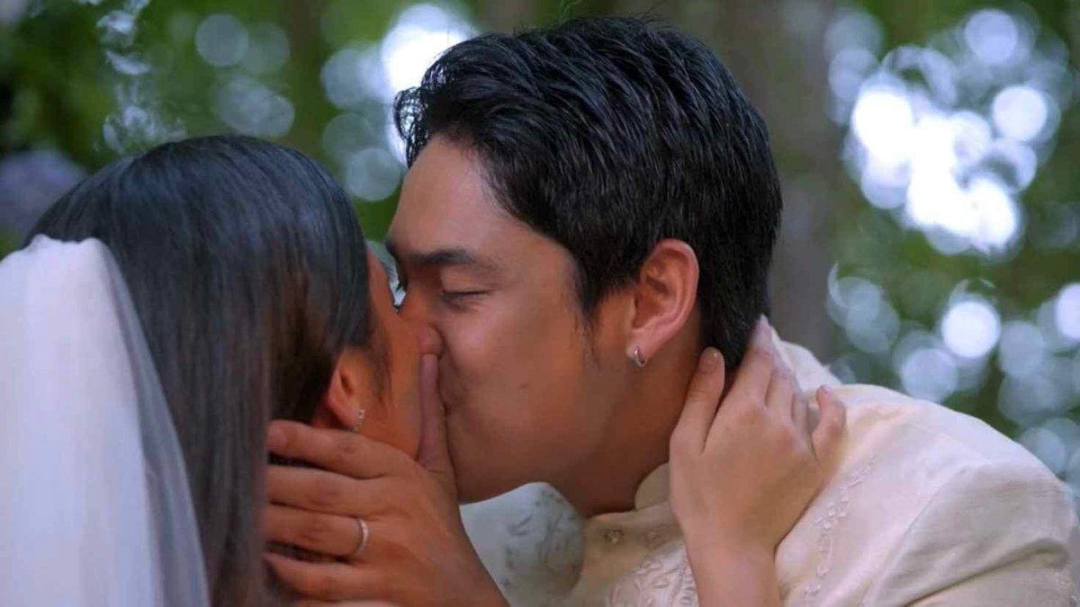 dating gawi??? 
drop your un, i'll bookmark this !!!! 

BINGLING FOREVER AND ALWAYS

#BingLingXieXie
#CBMLPricelessTrap
#CBMLOnNetflixEP148
#DonBelle | #CantBuyMeLove