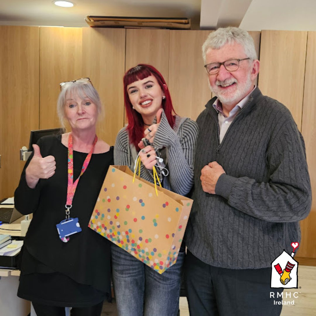 We said goodbye to the lovely Rachel last Friday 👋 Rachel has been volunteering with us since last February and has been such an enthusiastic member of our volunteering team here at RMHC Ireland. We wish you all the best in your future endeavours! ❤️🏠