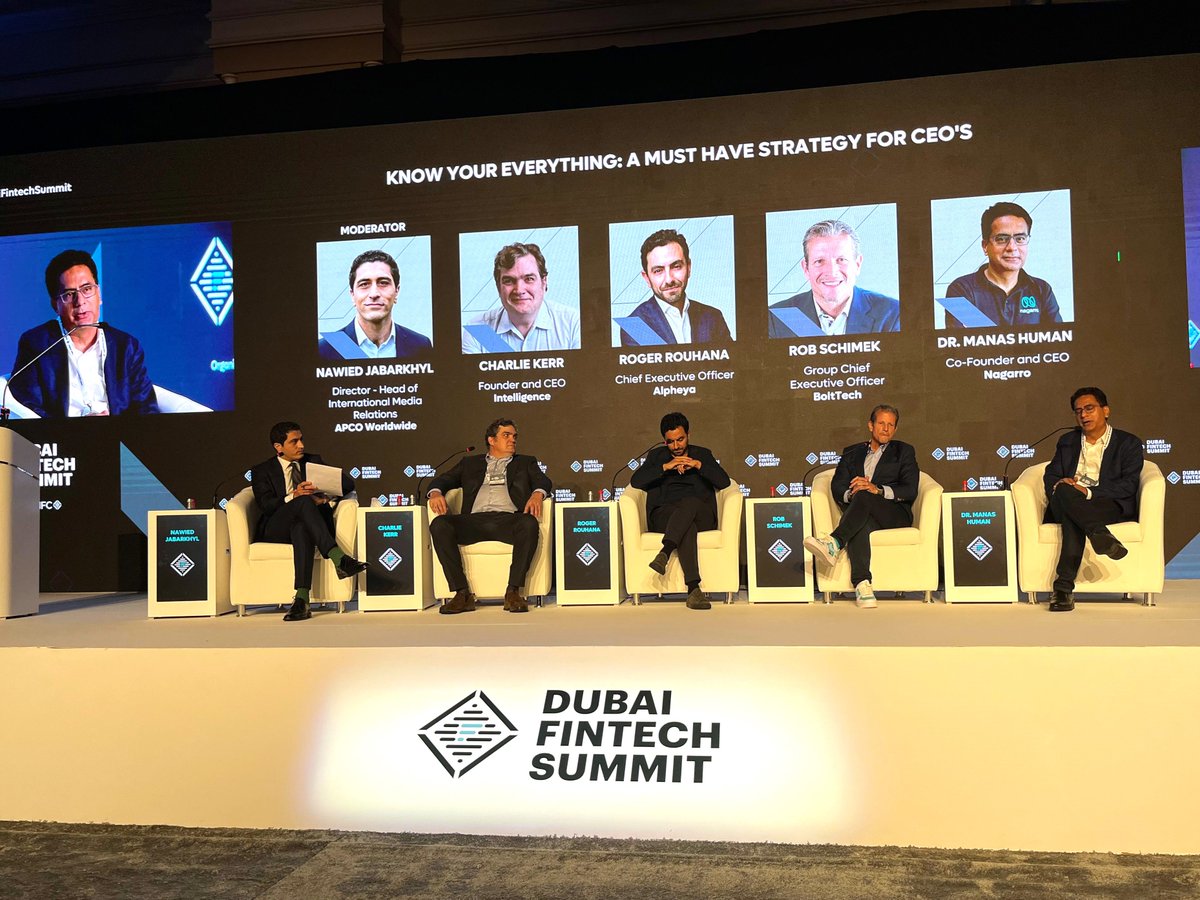 Leadership lessons galore! 🌟 Nagarro Co-founder @manashuman joined an esteemed panel at the @DubaiFinTechSum alongside top industry leaders to share transformative insights for leaders in #FinTech. Check out this snapshot from the event. 📸