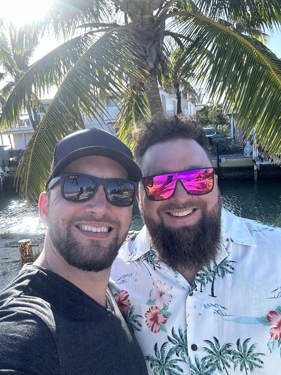 Keeping it low-key while spending time in paradise.🌴 🌊 Read how Quality Assurance Senior Manager Ryan Hoag used his #Arthrex Trip of a Lifetime benefit to relax and unwind with a family trip to the Florida Keys: arthrex.info/3wqZ6G6