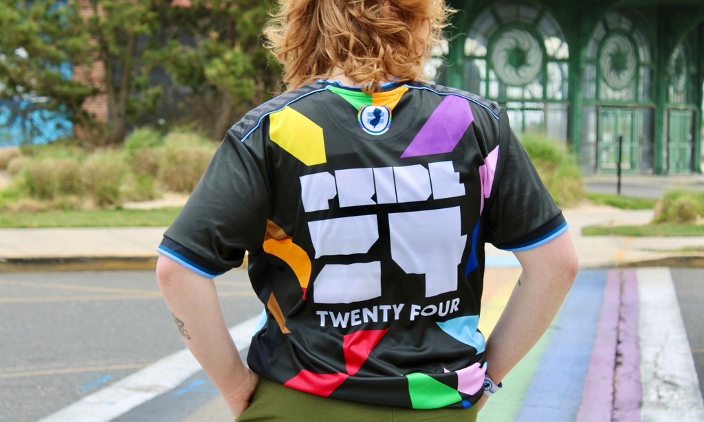 There is ONE DAY LEFT to pre-order our Pride '24 collab with @asburyparkfc! Score yours now before the opportunity get one is gone forever! Home >> asburyparkfc.bigcartel.com/product/pre-or… #LGBTQ #queer #trans #NewJersey #NJ #JerseyPride #soccer #soccerkit #jerseys #jerseydesign #football