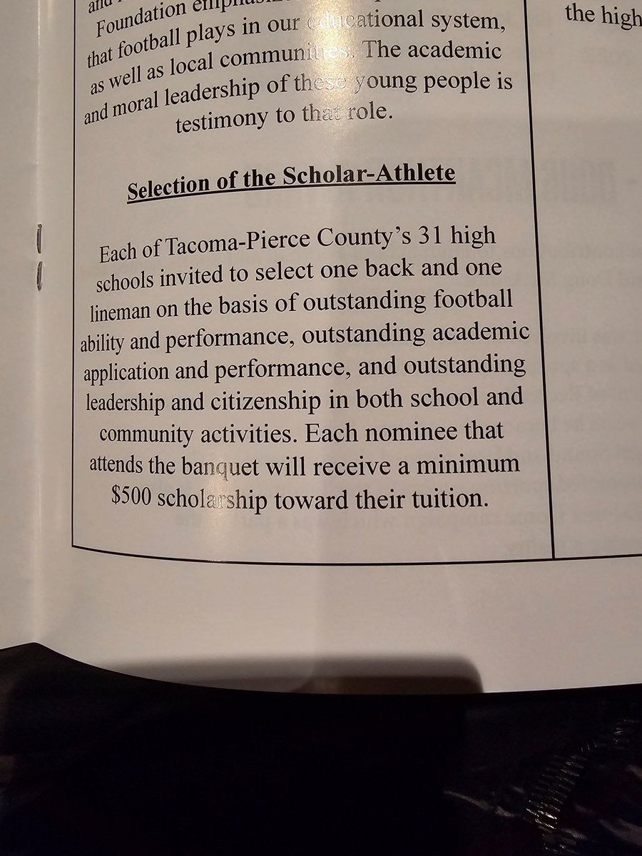 Grateful to be recognized as a 2023 National Football Foundation Paul Wallrof Chapter of Tacoma-Pierce county Scholar-Athlete Backs candidate and receiving a partial scholarship award #AG2G #co2024 <a href="/SWAY_Football/">SLHS Football</a>  <a href="/CoachRobakSWAY/">Cameron Robak</a>