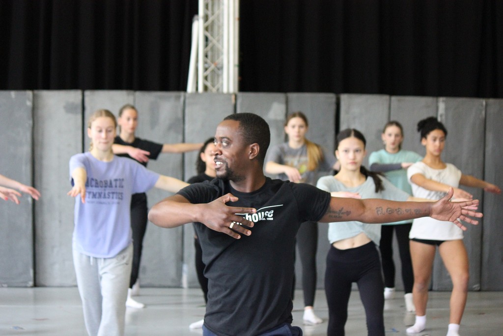 📢 Tomorrow - FREE CPD from Motionhouse 📢 Join our Creative Learning team TOMORROW for an in-person session on how to build quality engagement alongside performance. It's not too late to book your spot: bit.ly/4dpOsQH 📅 Wednesday 8th May 11am - 1pm