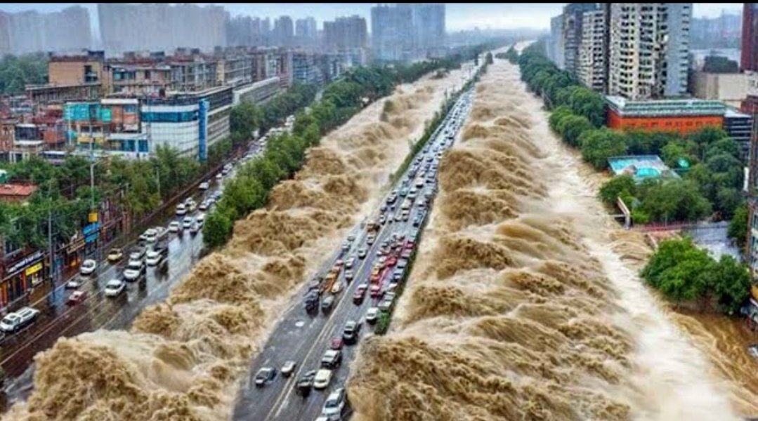 Enchentes Relâmpagos Flagradas Pelas Câmeras

A thread🧵