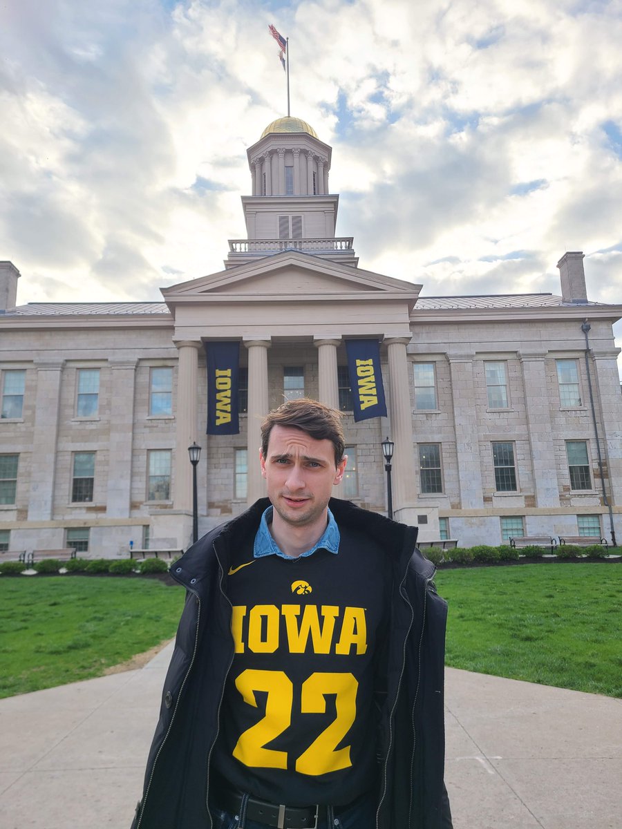 Excited to announce that I will be joining the faculty at @IowaLawSchool this coming academic year, as Associate Professor of Law! To my colleagues, friends, and students at @HaubLawatPace—thank you! I couldn't ask for a better start to my academic career