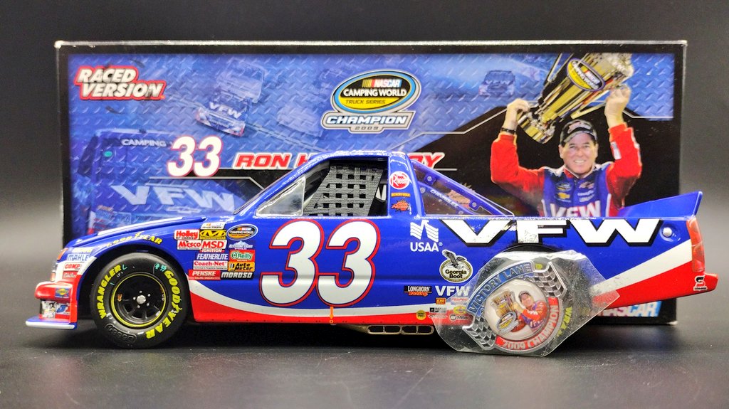 2009 Ron Hornaday, Jr. #33 VFW Phoenix Raced Version Championship Win. Ron's 4th Truck Series title.