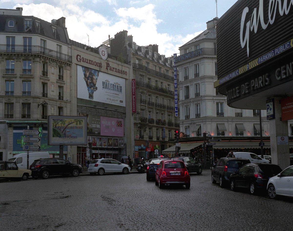 2017.8 Paris, France #filmcamera #photo #Colorfilm #LeDome  #paris #モンパルナス #street #streetphotography  パリ、モンパルナス辺りで撮影したストリートフォト。