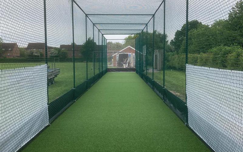 A look back at a @totalplayLtd project from last year when @HeslingtonCC had a single-lane facility built and their all-weather pitch replaced: cricketyorkshire.com/total-play-hes…