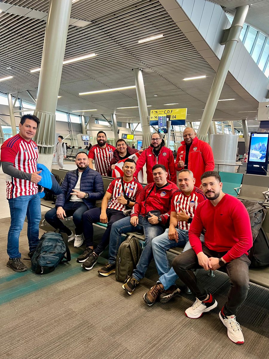 HernandezJansen's tweet image. En camino desde Santiago de Chile!!! Vamos @JuniorClubSA