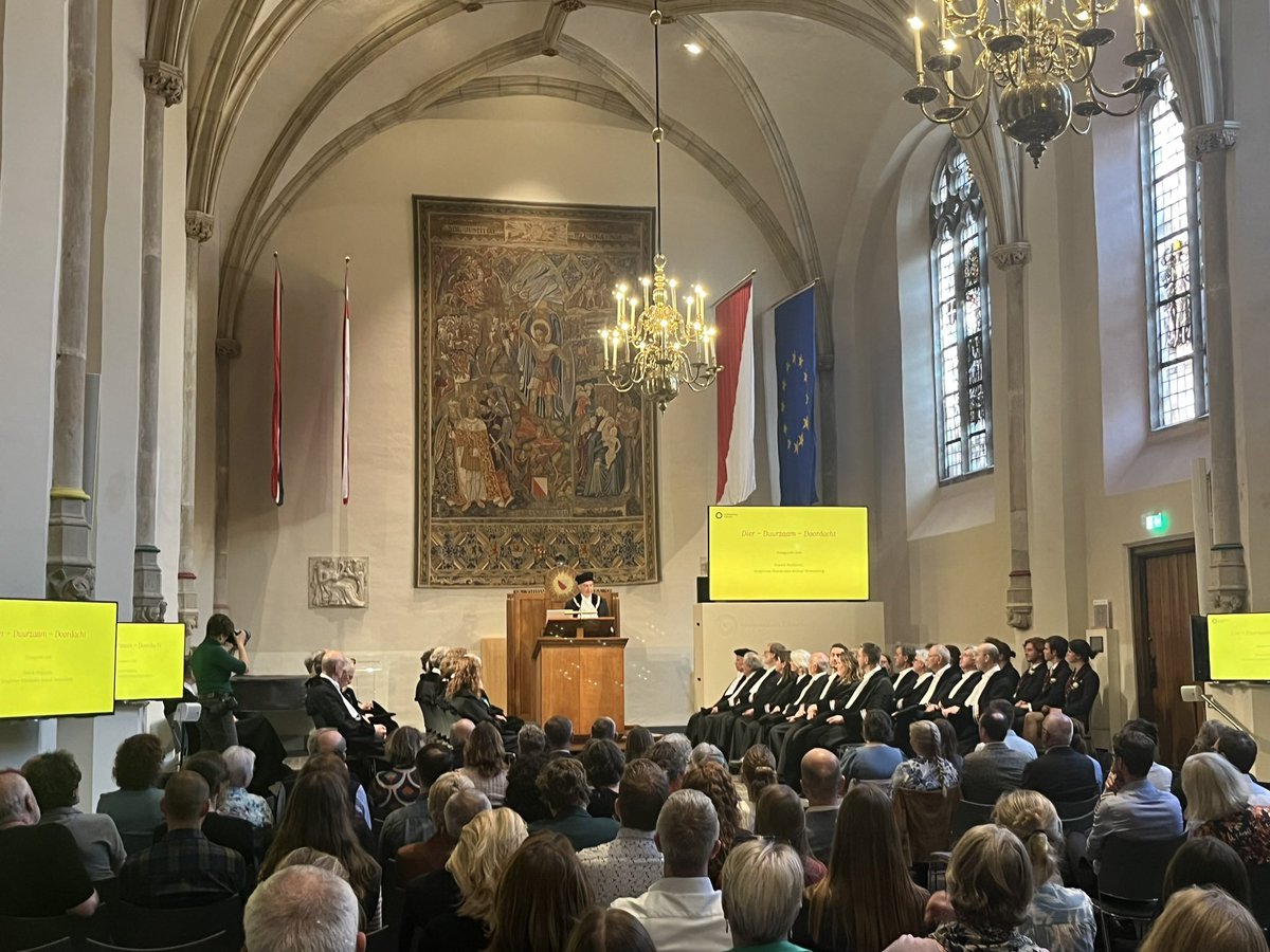De oratie van <a href="/Meijboom75/">Franck Meijboom</a> gaat van start. Volg het live 👉  uu.nl/agenda/oratie-…