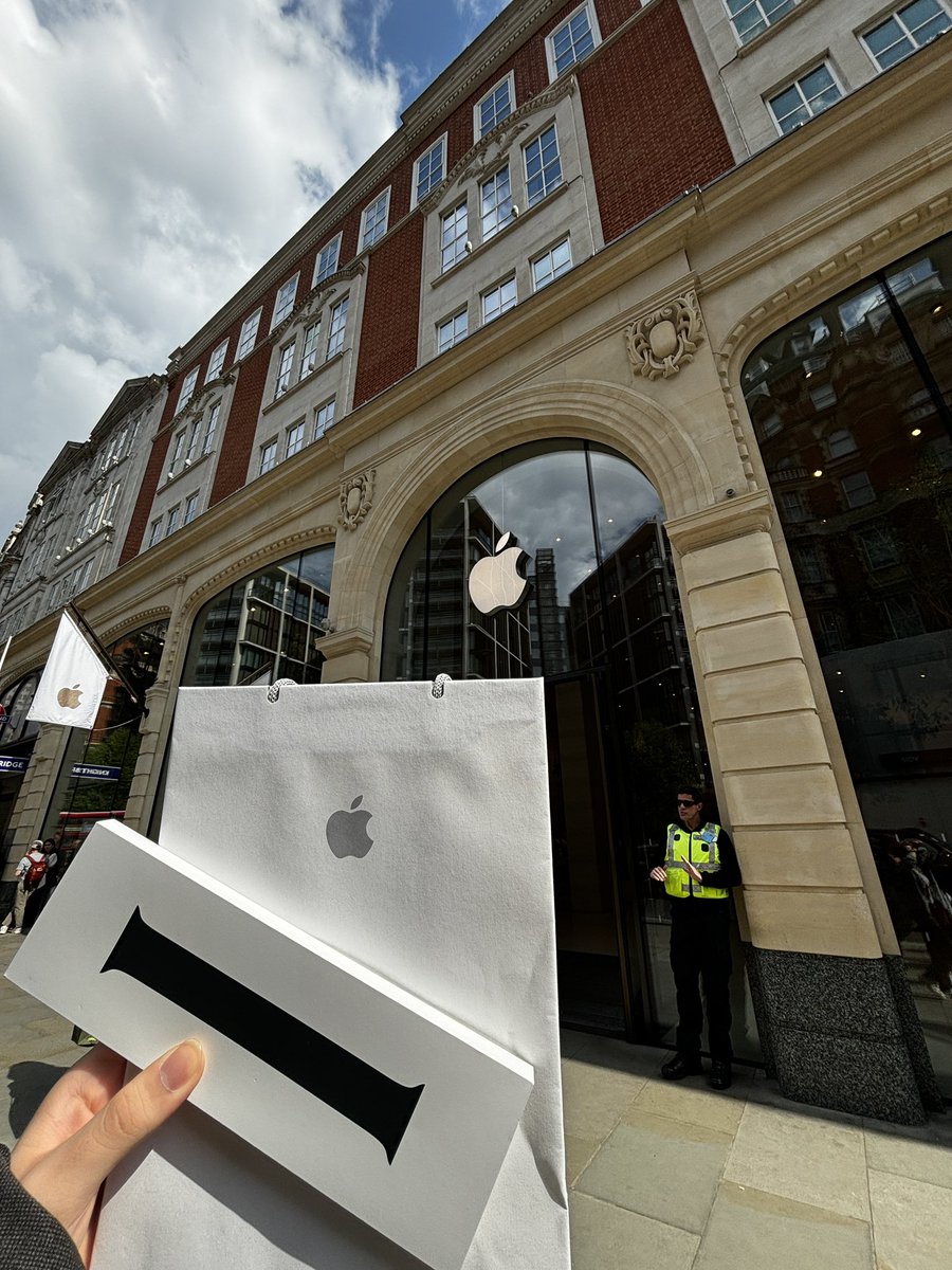 Apple Brompton Road