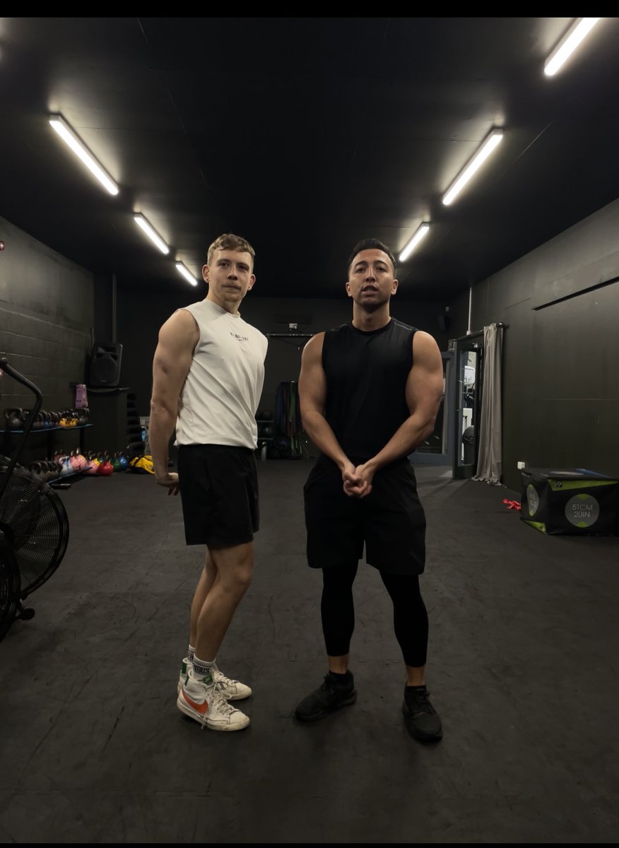 The best workout of the week. Push. But most people are doing too much. This is the only workout you need to build juicy pecs, boulder shoulders and thick arms. (sets and reps included - free guide) 🧵