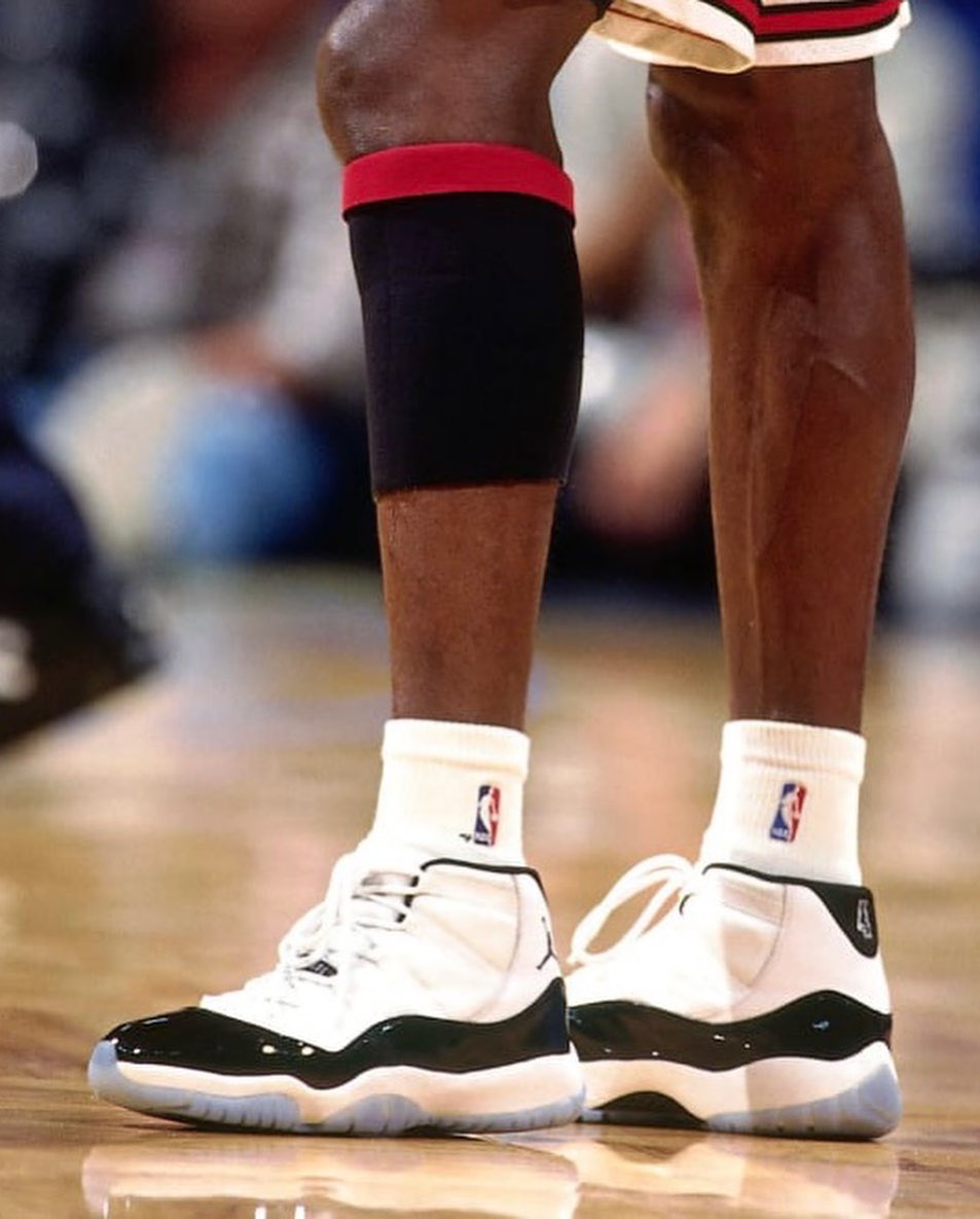 On this day in 1995, Michael Jordan debuted the “Concord” Air Jordan 11 🐐