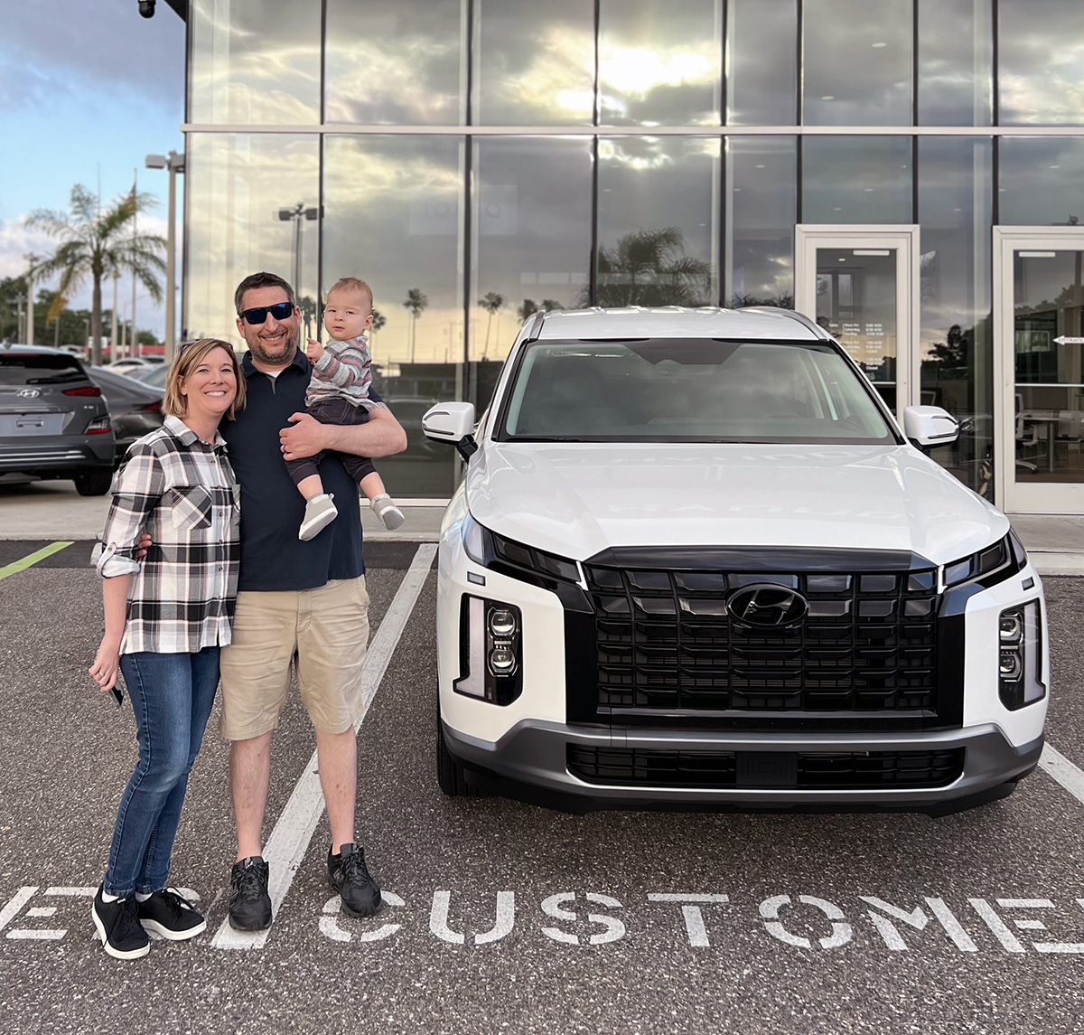 It may just be us, but when we say the #2024Palisade from #LakelandHyundai might just be the #Perfect #FamilySUV, you might just have to ask Michelle & David Rothrock & their son Nick! #VeryNice - We're glad your salesperson #HiazeFassett could provide #GreatService - #ThankYou!