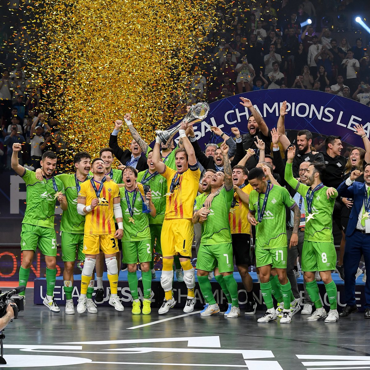 2023 🏆
2024 🏆

Different year, same result 💚

#UCLFutsal | @PalmaFutsal