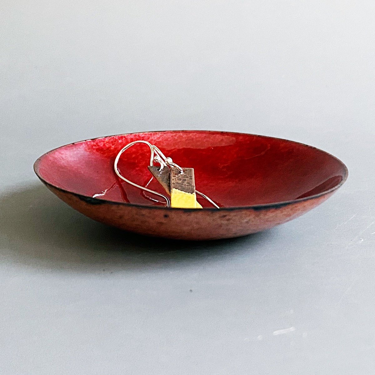 Ruby Red Enamel Ring Bowl tuppu.net/ab4b156 #MHHSBD #giftideas #inbizhour ##UKGiftHour #HandmadeHour #UKHashtags #shopsmall #bizbubble #Bowl