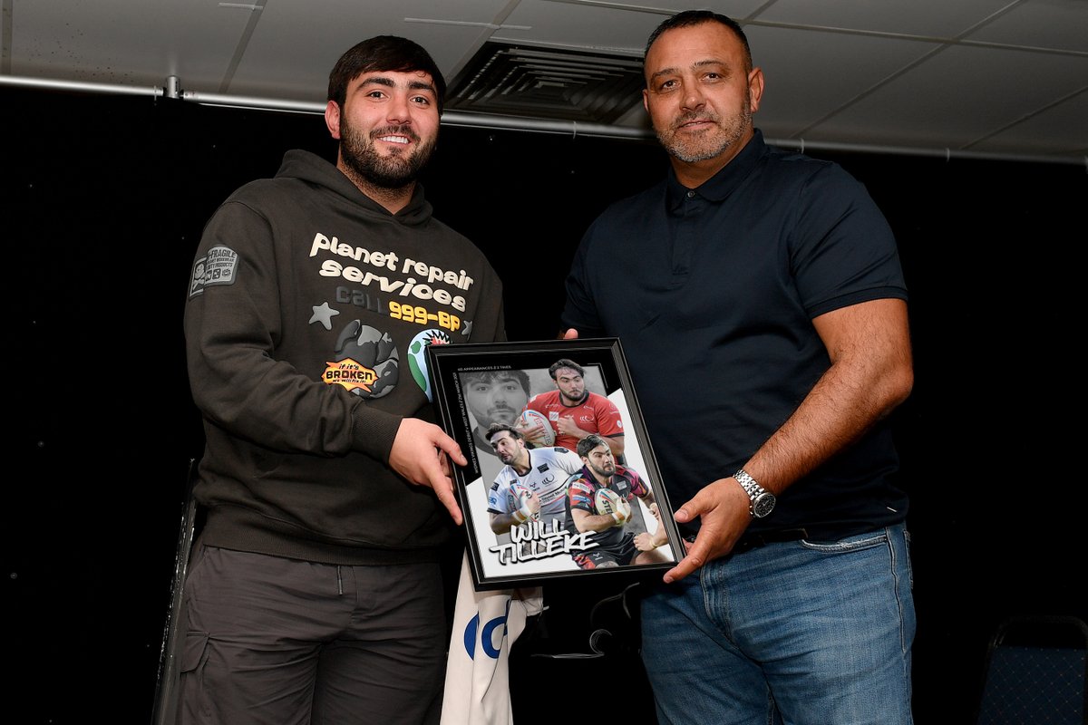 👏 On Sunday we welcomed Will Tilleke into the Bridge Suite post-match to give a final message to the fans as he departs the club. He was given a framed photo to commemorate his time with the Vikings and also presented the match ball to the referee ahead of kick-off! All the…