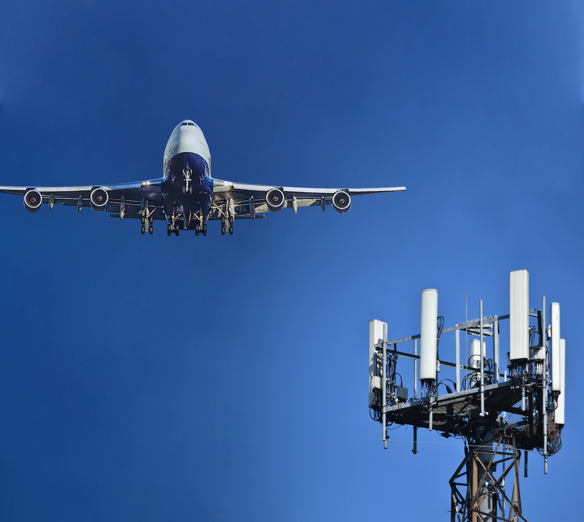 #5G deployment in the #Cband has led to interference concerns within the #avionics community. Read #Anritsu's application note to learn how a sound testing approach is needed to ensure aircraft safety and maximize 5G's benefits: bit.ly/3SFR84A #radar #aircraftsafety