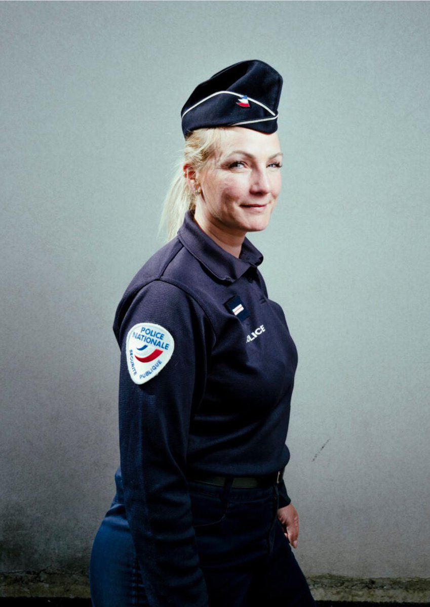 #àlintérieurDesJeux | Sarah est policière en police secours à Saint-Brieuc (22) et boxeuse de haut niveau. Elle fait partie des nombreux #policiers qui ont pour mission de protéger la 🔥 “quoiqu’il arrive” dès son arrivée demain à Marseille jusqu’au 26 juillet à Paris. 📸 Le…