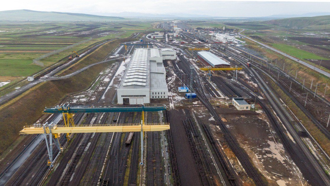 Azerbaycan Demiryolları Başkanı Rustamov “Bakü-Tiflis-Kars (BTK) demiryolunun modernizasyon çalışmaları tamamlandı” 20 Mayıs'ta kargo taşımacılığının başlamasından sonra,hattın yıllık verimi 1 milyon tondan 5 milyona yükselecek