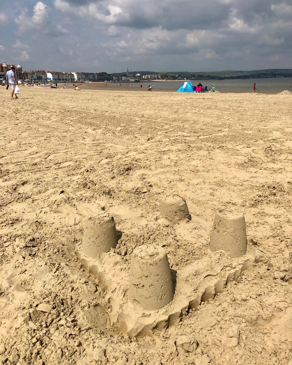 🏖️ Sun's out in #weymouth and the forecast is looking good for the week 😎 

#visitweymouth #worldclass #weymouthbeach #loveweymouth