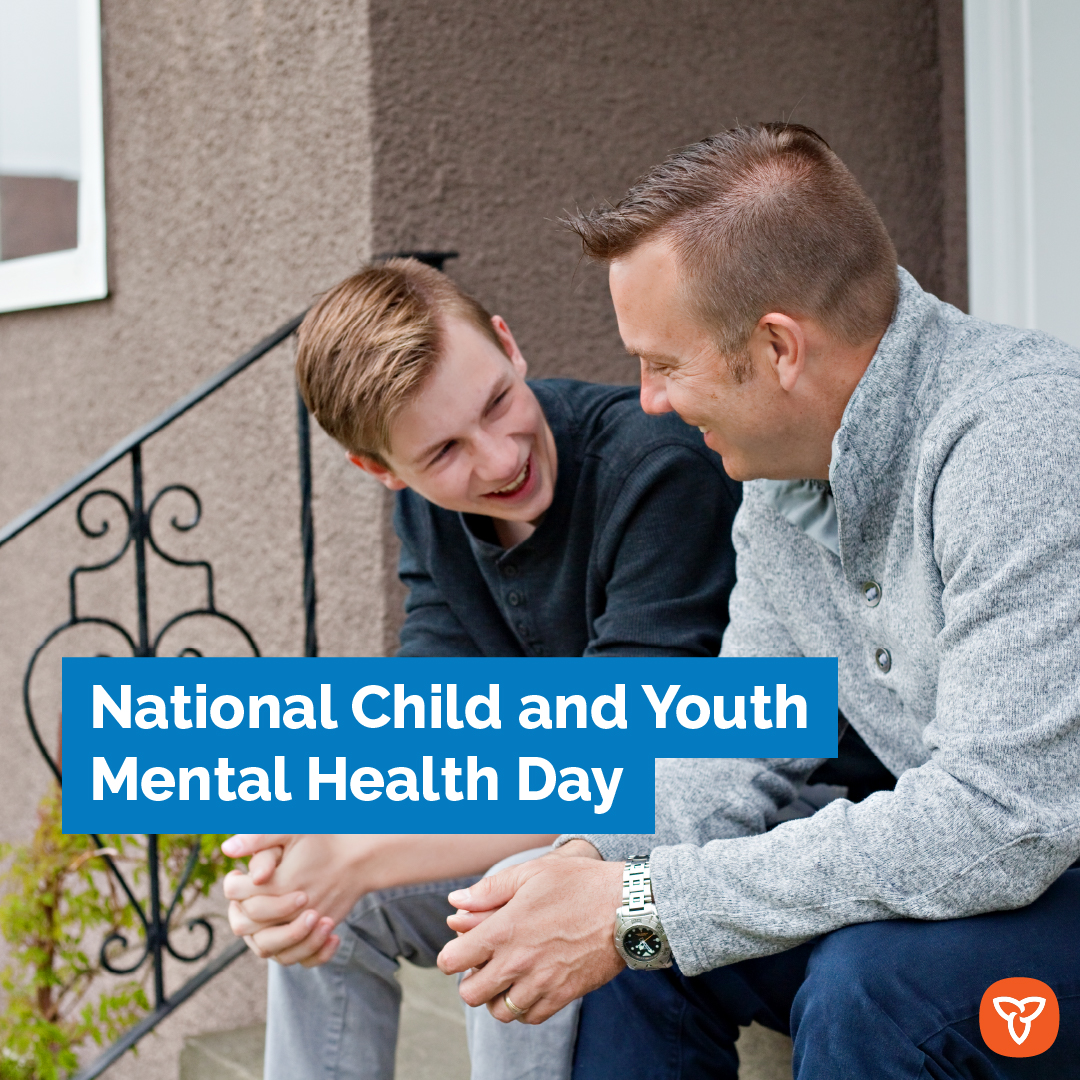 The daily pressures of family, school and social life can put a strain on the #MentalHealth of your child or youth. Have kind conversations with them and learn how to identify if they need support: ontario.ca/page/children-… #ChildAndYouthMentalHealthDay #MentalHealthWeek