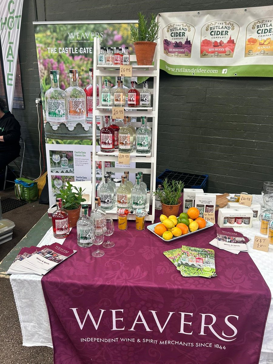 A few pics from our time @stockyardmeltonmowbray over the weekend. Thanks to everyone who came to see us & tasted our gins! #stockyard #meltonmowbray #gin #castlegategin #shoplocal #supportindependent