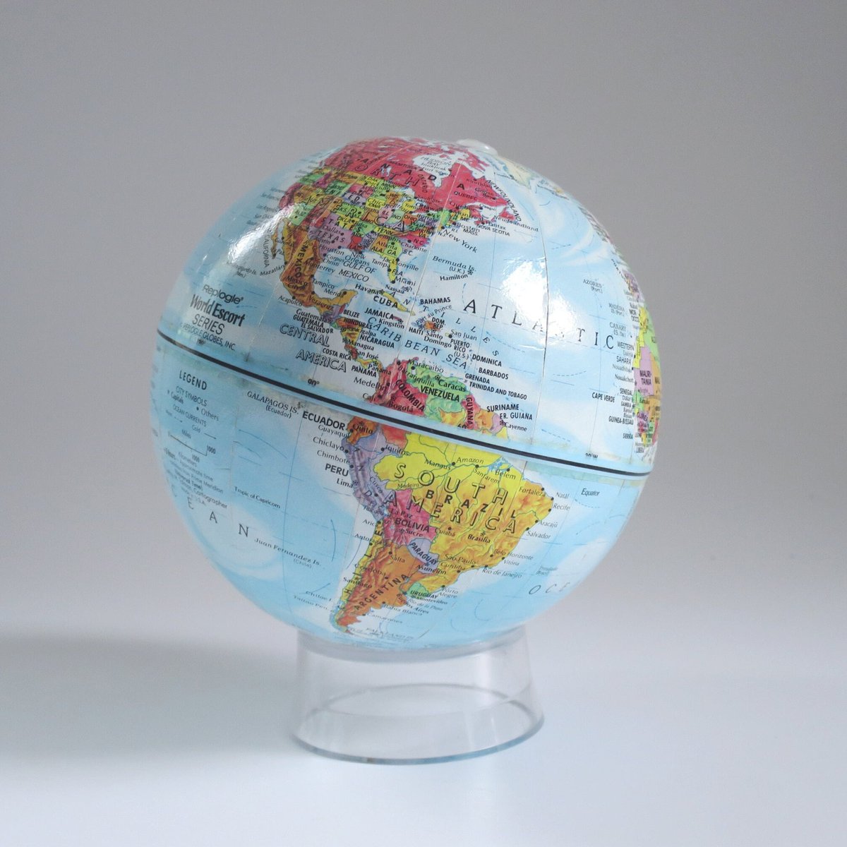 Vintage World Globe, Table Decor Globe Atlas tuppu.net/f0102861 #SMILEtt23 #MomDay2024 #EtsyteamUnity #Vintage4Sale
