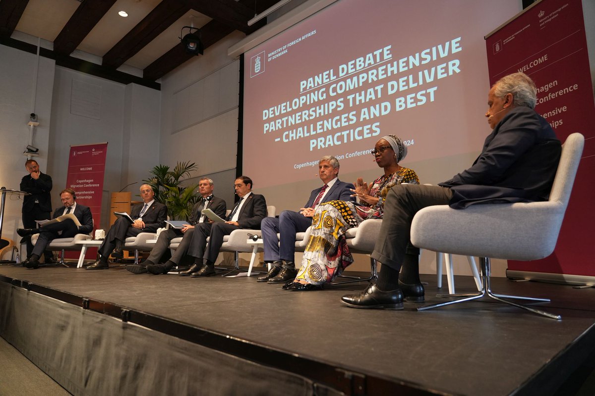Yesterday, IOM´s DDG for Operations @daniels_ugochi joined the 🇩🇰 Copenhagen Migration Conference hosted by @DanishMFA, highlighting good examples of IOM's partnerships in countries along #migration routes to ensure positive development outcomes. #LeaveNoOneBehind