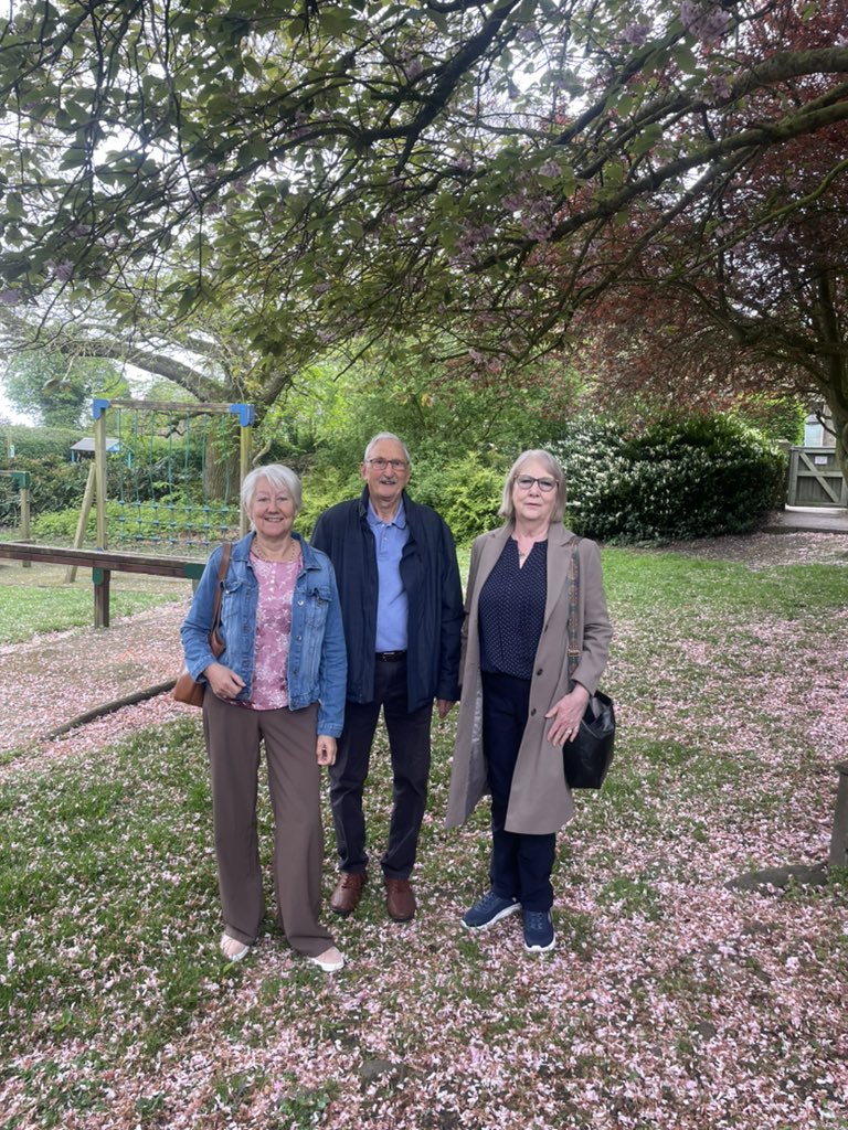 Today we had the privilege of meeting Ray, Ginny and Judith who have signed up to volunteer as School Readers 📚

Soon they will become part of the Marsh Lane Family- listening to our children read, asking questions about their book and sharing their love for reading!