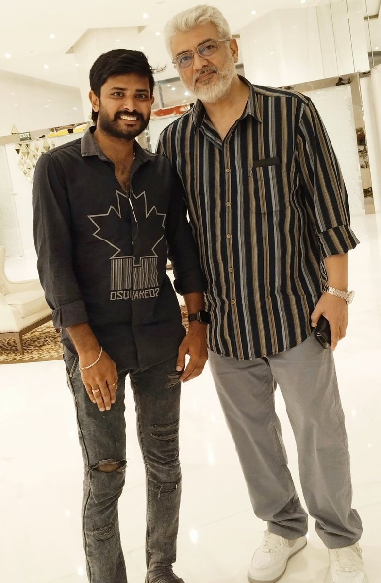 Latest pic of Thala Ajith sir with his fan 💫❤️💥 #Ajithkumar
