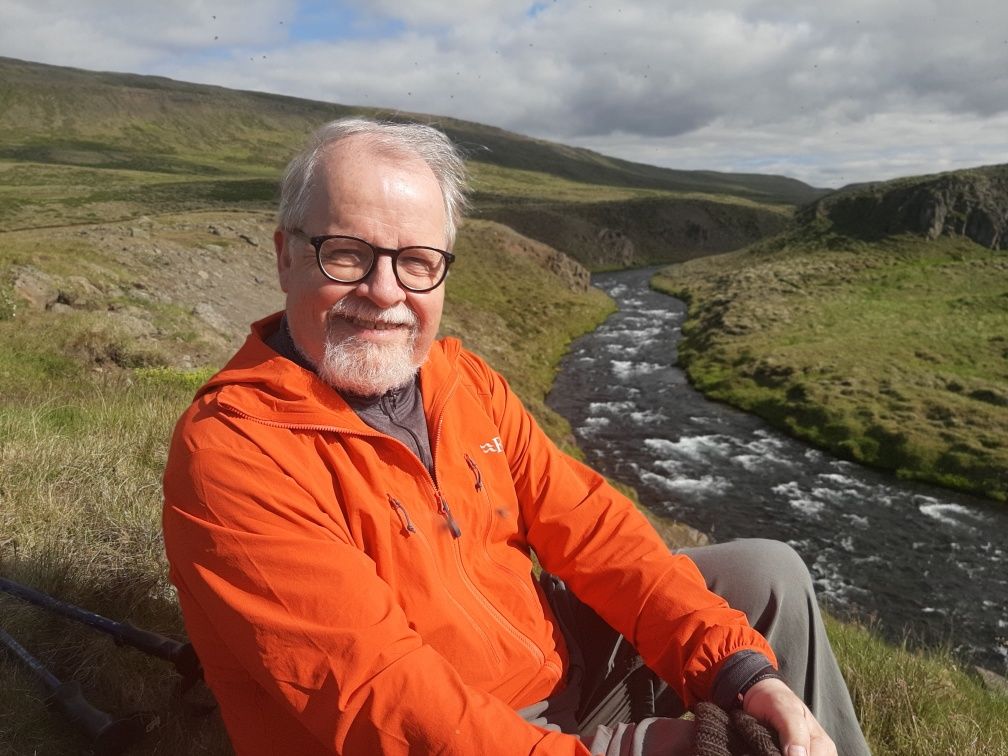 We'd like to congratulate Prof Skúli Skúlason who has been awarded this year's #BevertonMedal! 🏅 Working at the interface between ecology, ontogeny and genetics, his decades of work have address questions around the mechanisms operating at the origins of evolutionary divergence.