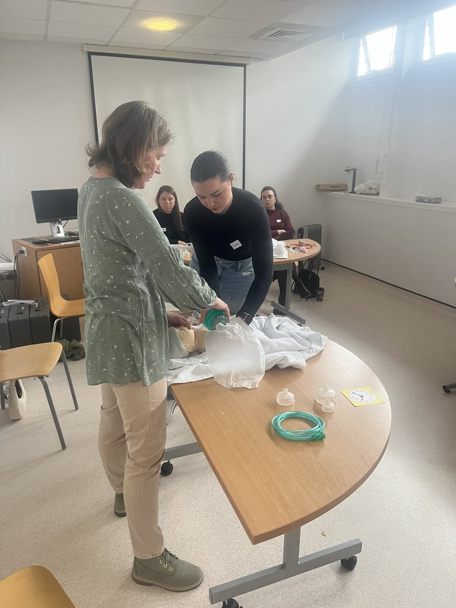 Scottish neonatal resuscitation course today at QEUH- great day with really motivated candidates! Thanks to Christie Turk working with us as faculty