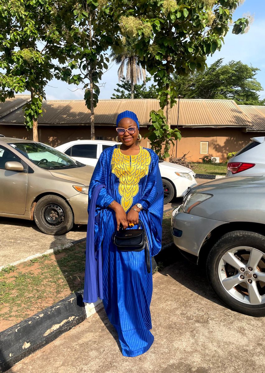 One word to describe Rahdel Queens is GORGEOUS🤍 A beautiful Tweep reached out for a Royal blue Jersey scarf...and the rest they say is history🥂 May the Almighty ease your affairs and preserve you upon Khayr,sis To place orders, kindly contact us via wa.me/2348166923800