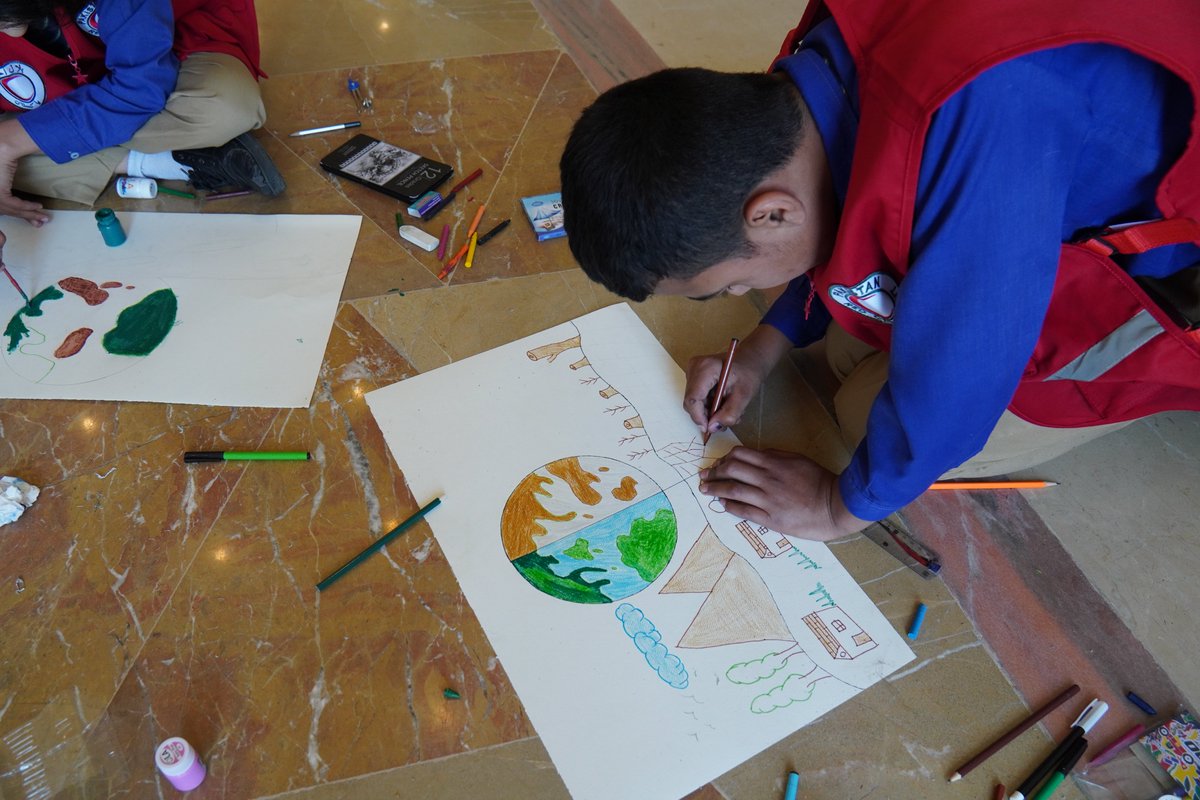 To instill the spirit of volunteerism among school students, @IFRC supported Pakistan Red Crescent in an Arts & Painting Competition for school students in Islamabad, to mark the #WorldRedCrossRedCrescentDay2024. Students drew paintings around the theme #KeepingHumanityAlive.