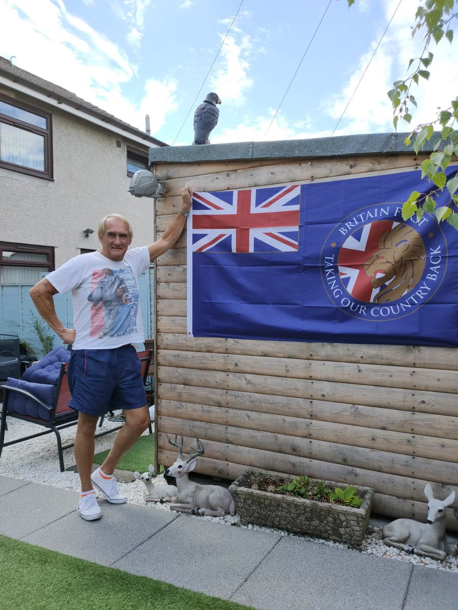 The new Britain First flag is proving very popular with our supporters who are flying them proudly in their homes and gardens. Order yours today 👉 britainfirst.org/flag