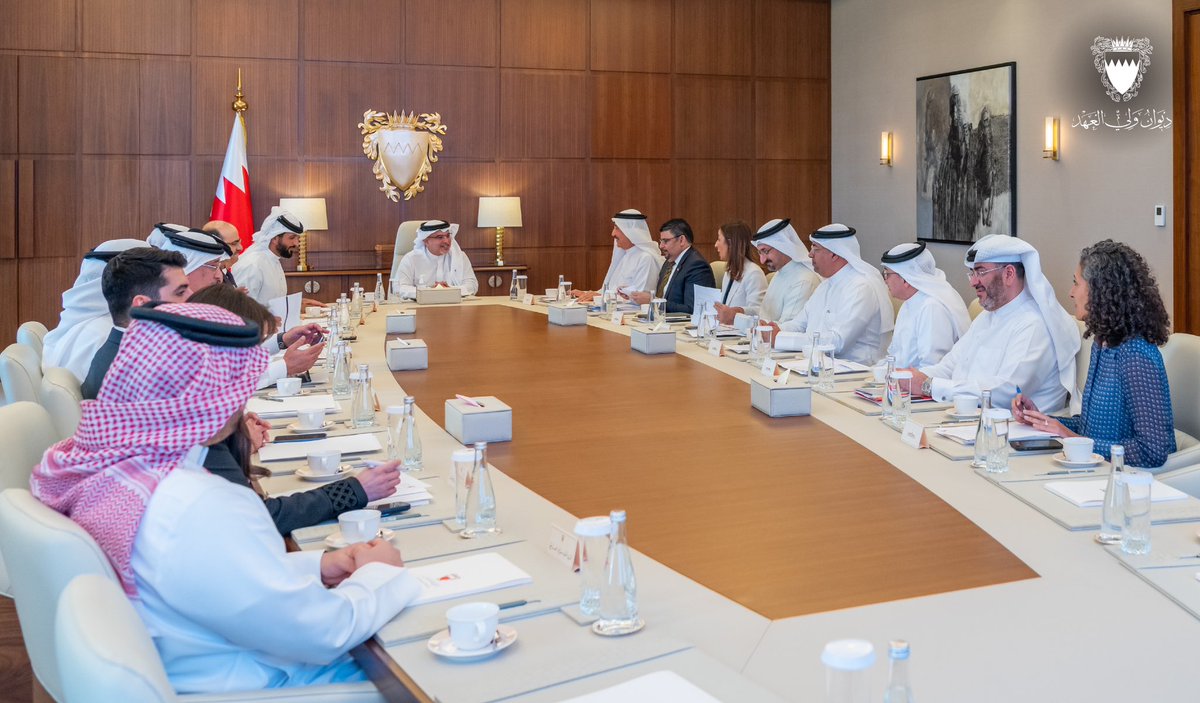 His Royal Highness the Crown Prince and Prime Minister #Salman_bin_Hamad Al Khalifa chairs the 482nd Government Executive Committee meeting. Latest progress on the procedures of the #Bahrain Tender Board, the development of mechanisms of companies contributing to food security in…