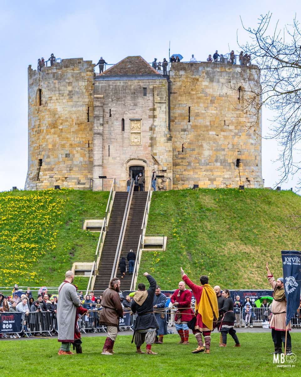 Discover a world of entertainment with York Archeology. Plan you weekends around the best activities in Yorkshire. Visit Jorvik Viking Centre, Jorvik DIG and Barley Hall and make memories that will last a lifetime! #makememories For more info, see below: jorvikvikingcentre.co.uk/whats-on/